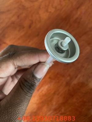 วาล์วและแอคทูเอเตอร์สเปรย์หิมะแบบ 4 รู ป้องกันการรั่วซึม หัวฉีดเอฟเฟกต์ฤดูหนาวสำหรับงานตกแต่ง